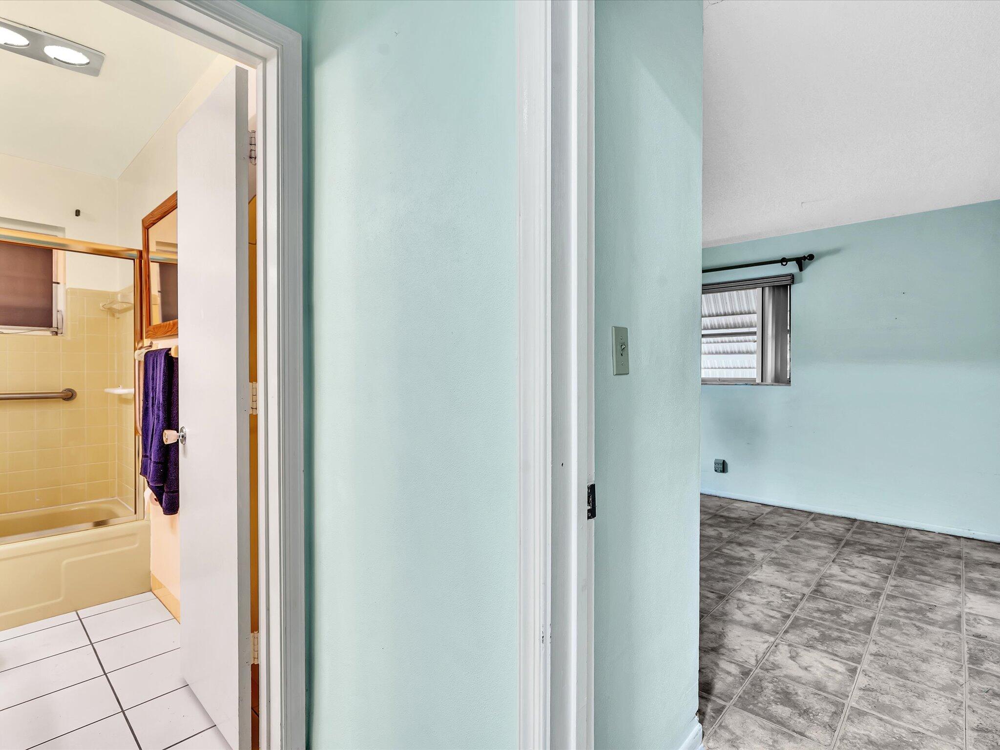 4514 NW 43rd Terrace