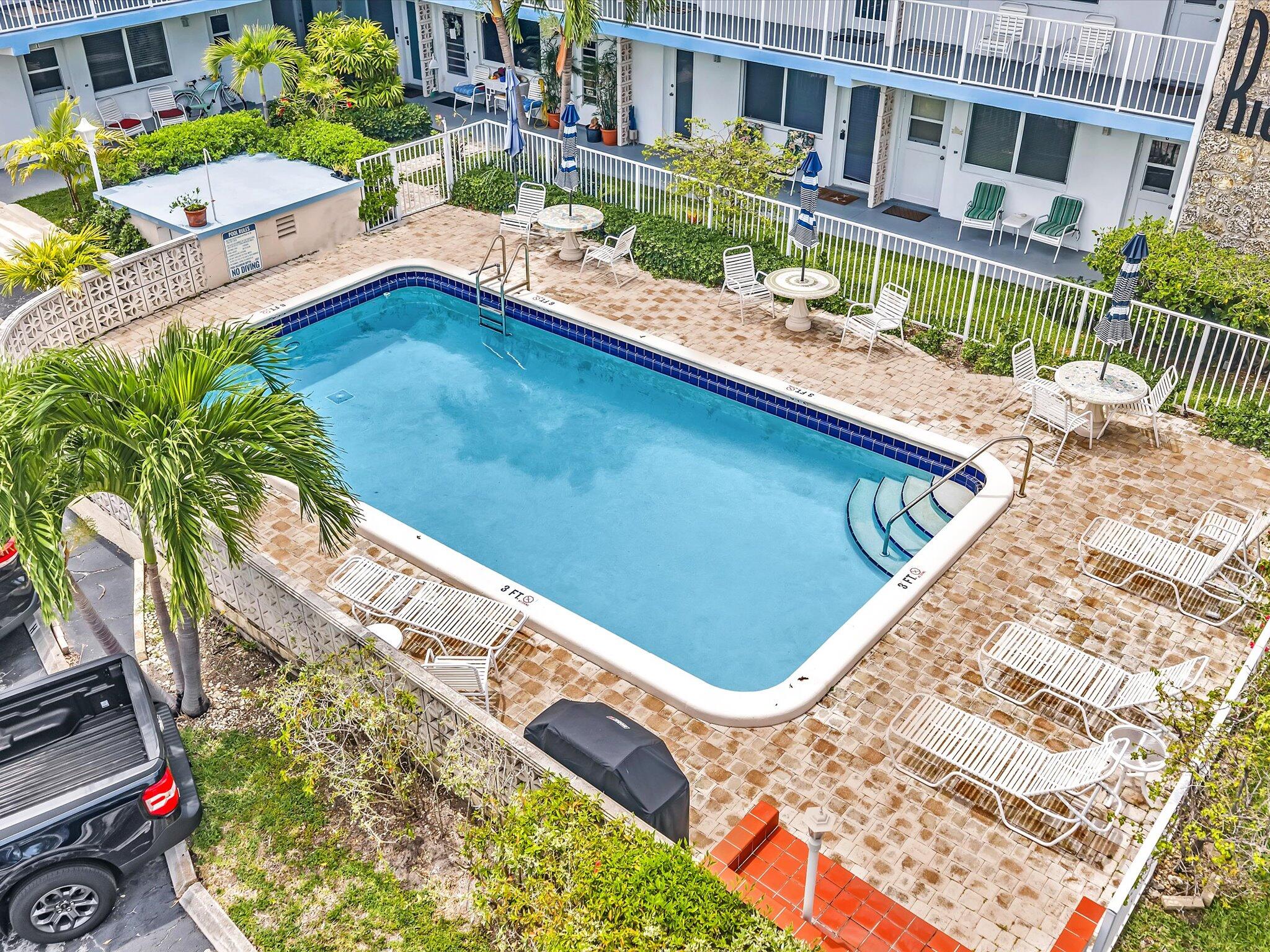3232 Canal Drive 19