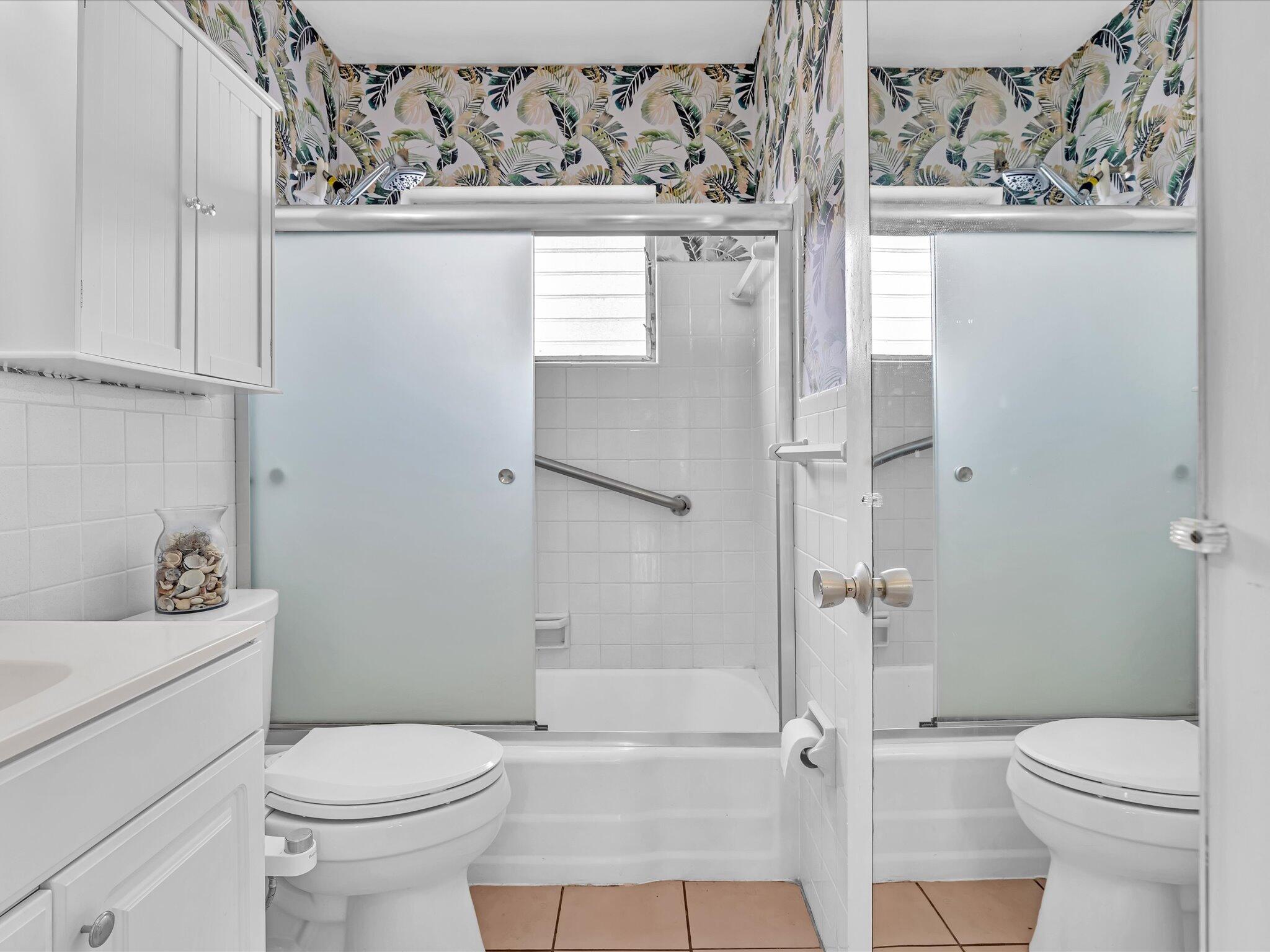 3232 Canal Drive 19