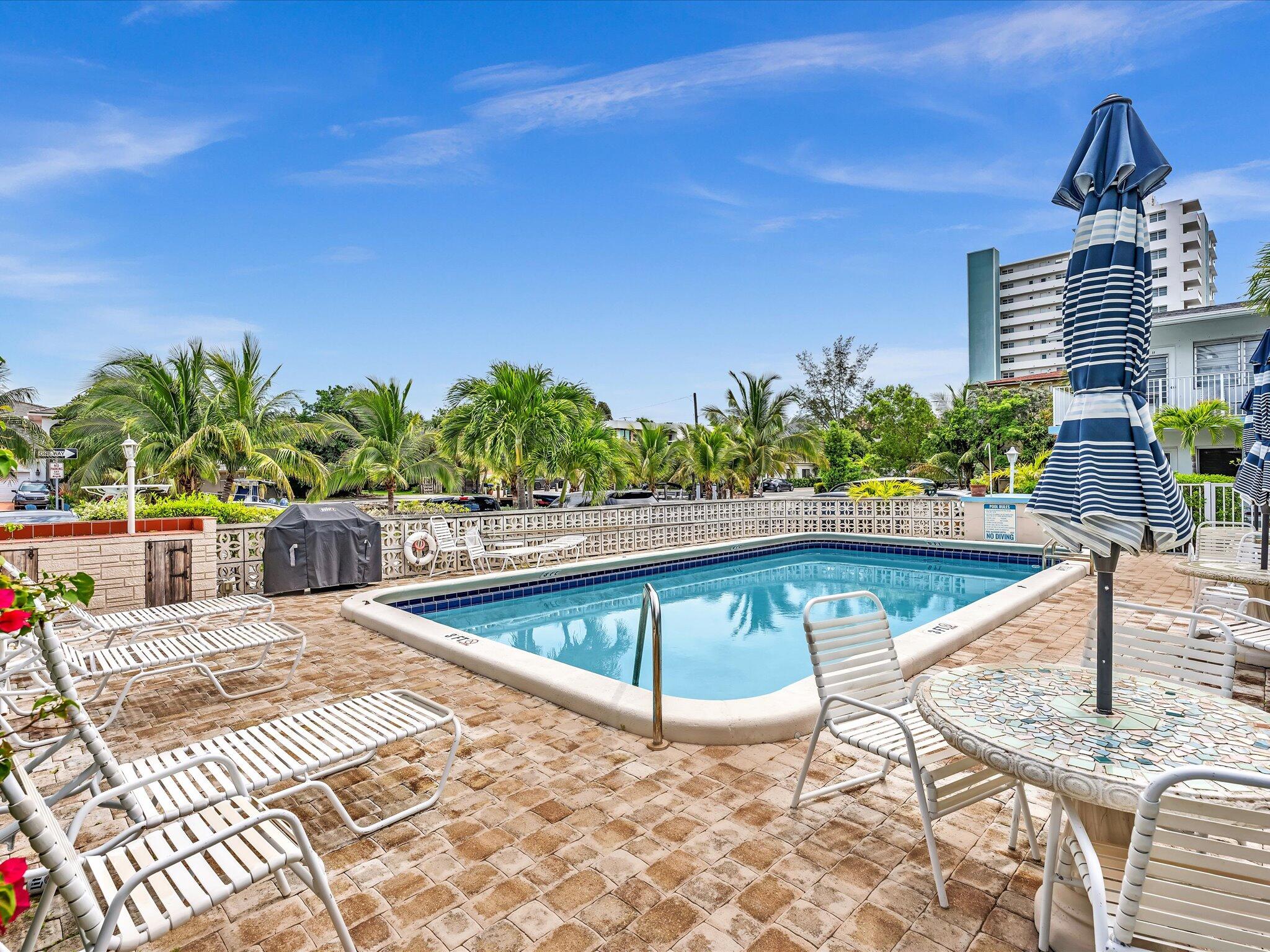 3232 Canal Drive 19