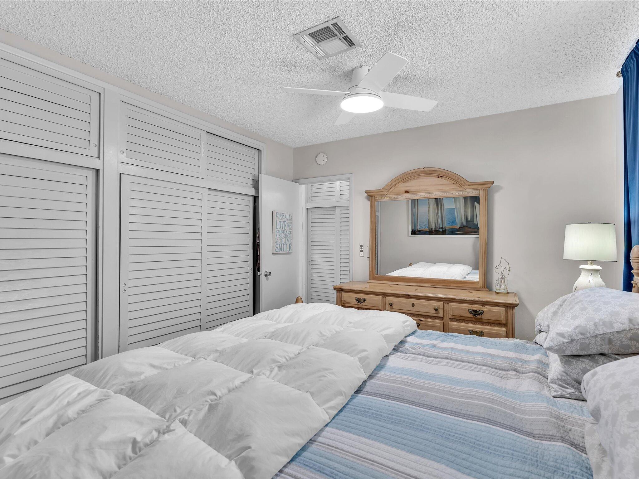 3232 Canal Drive 19
