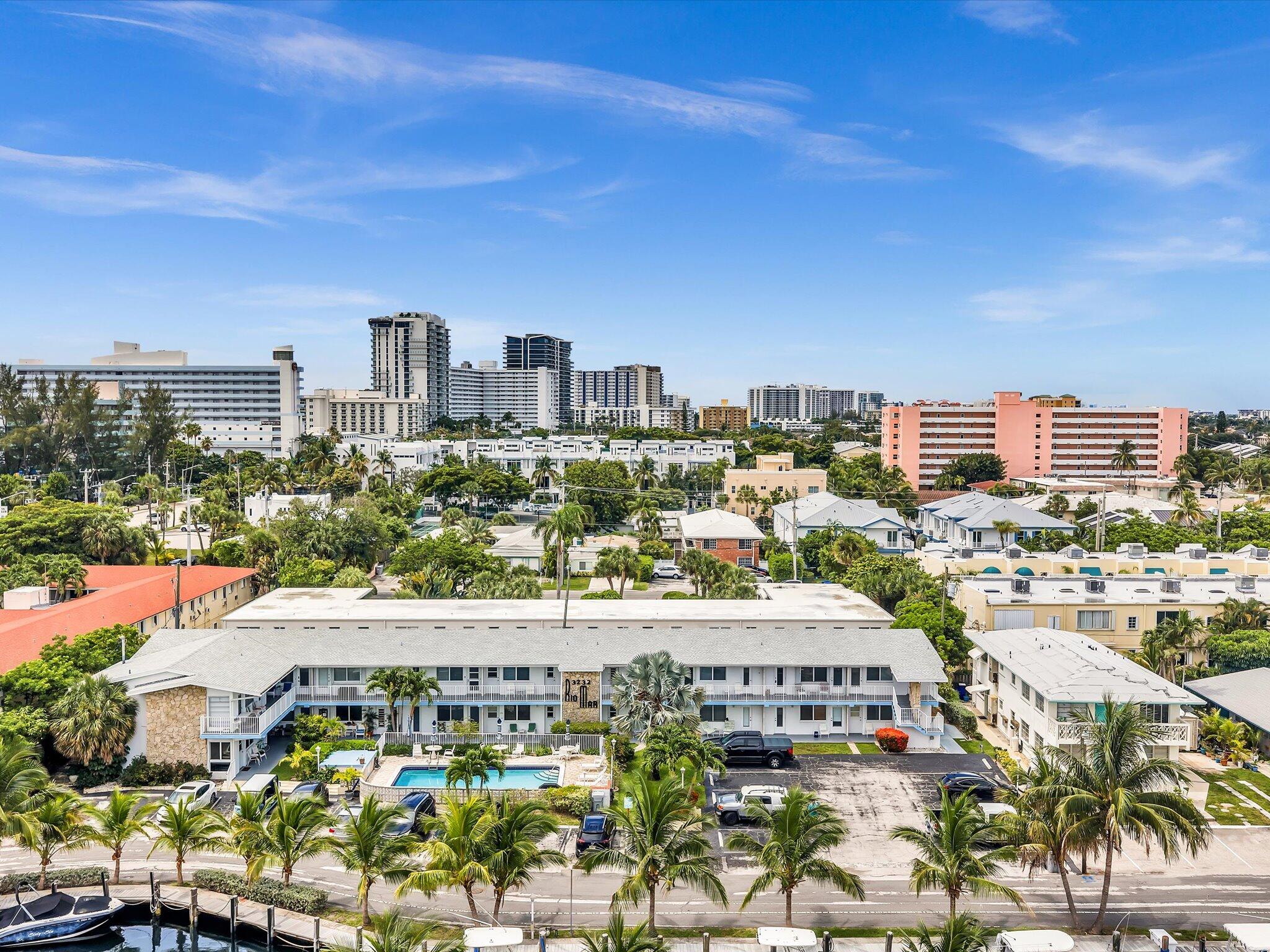 3232 Canal Drive 19