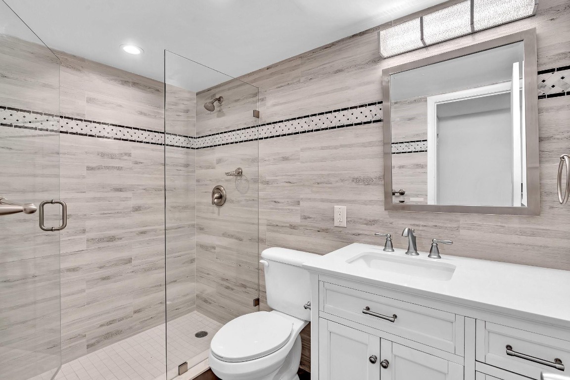 301 N Ocean Blvd 105