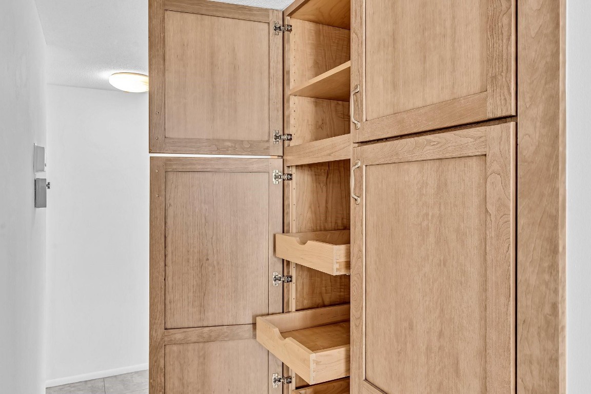 301 N Ocean Blvd 105