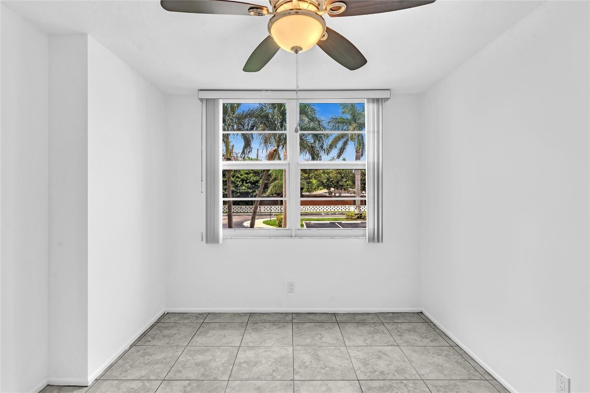 301 N Ocean Blvd 105