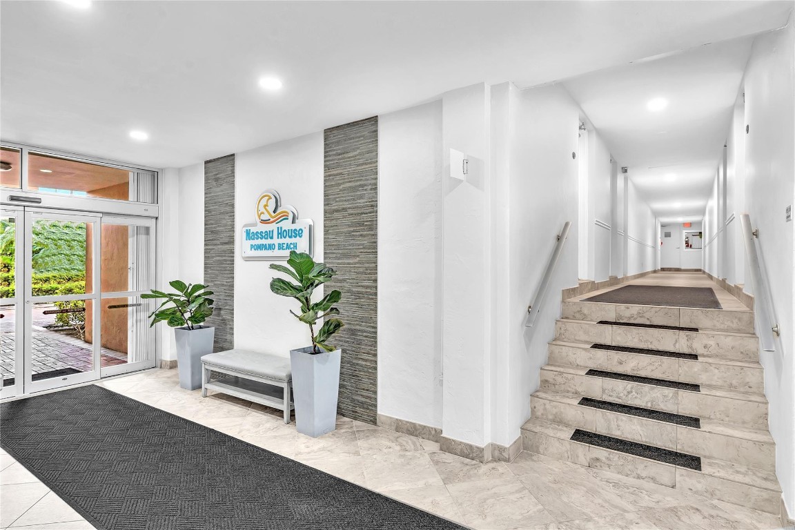 301 N Ocean Blvd 105