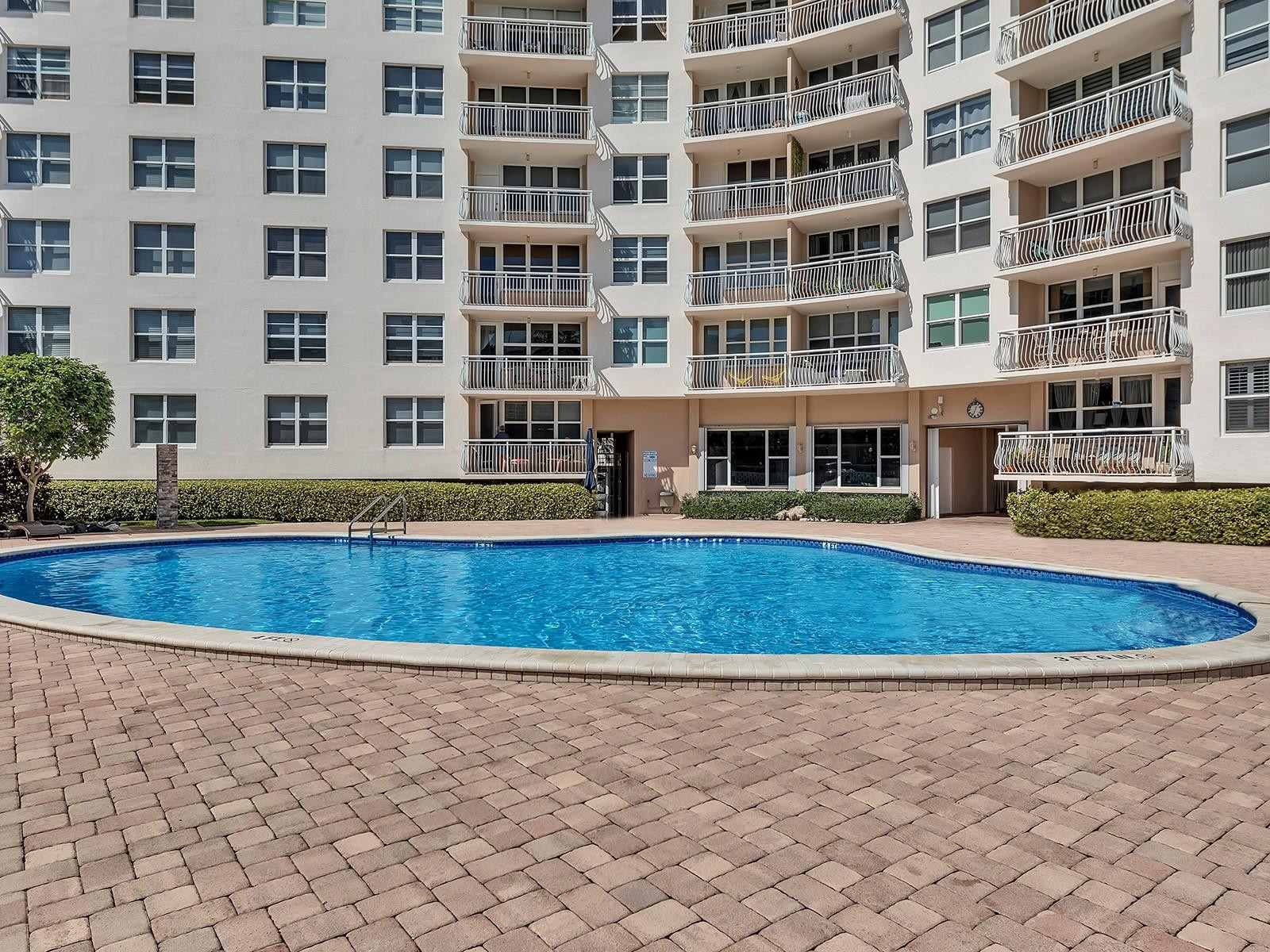 301 N Ocean Blvd 105