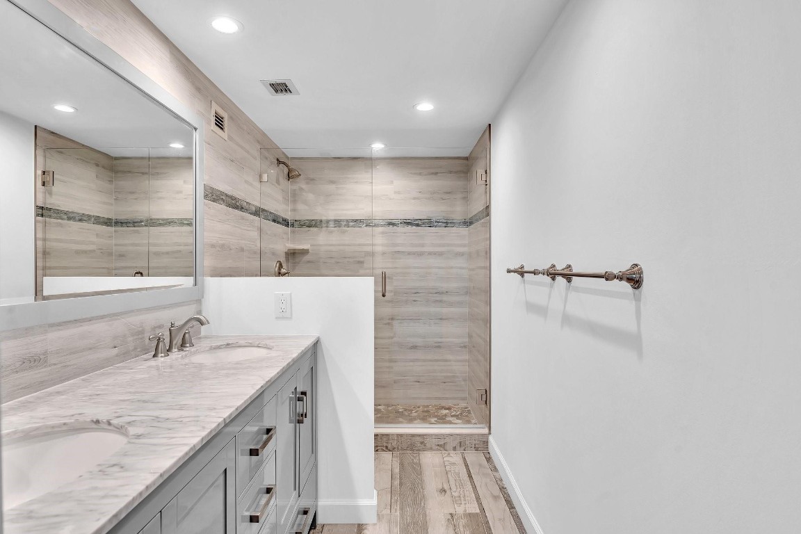 301 N Ocean Blvd 105