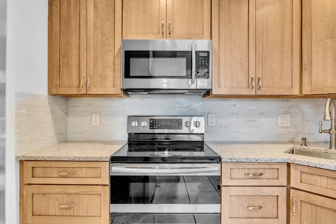 301 N Ocean Blvd 105