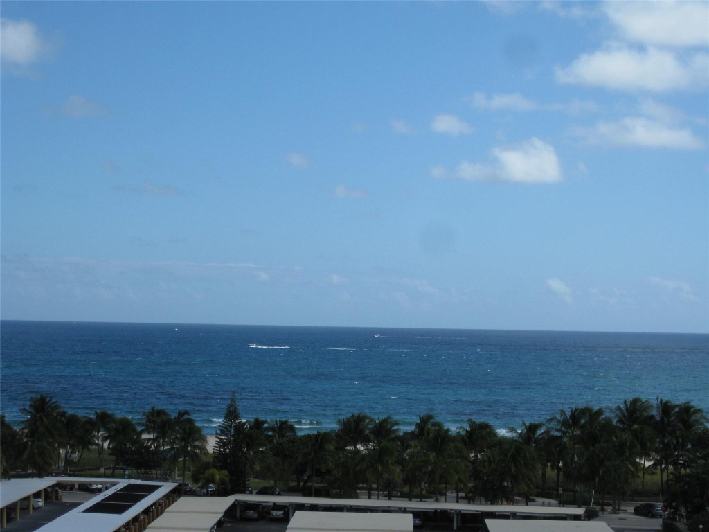 301 N Ocean Blvd 909