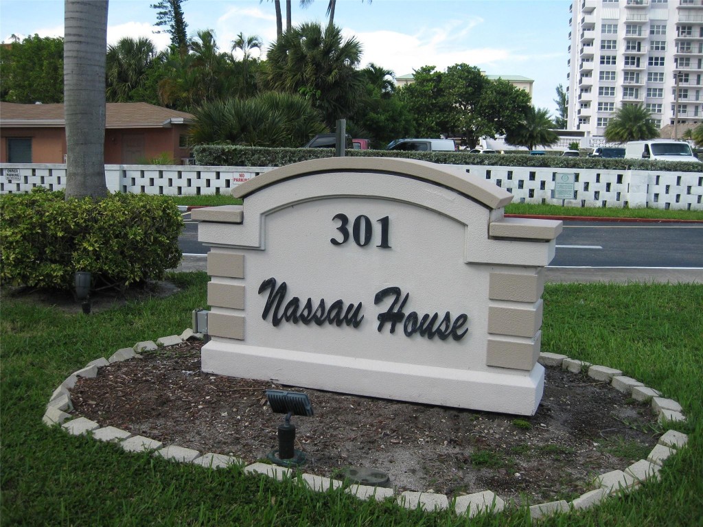 301 N Ocean Blvd 909