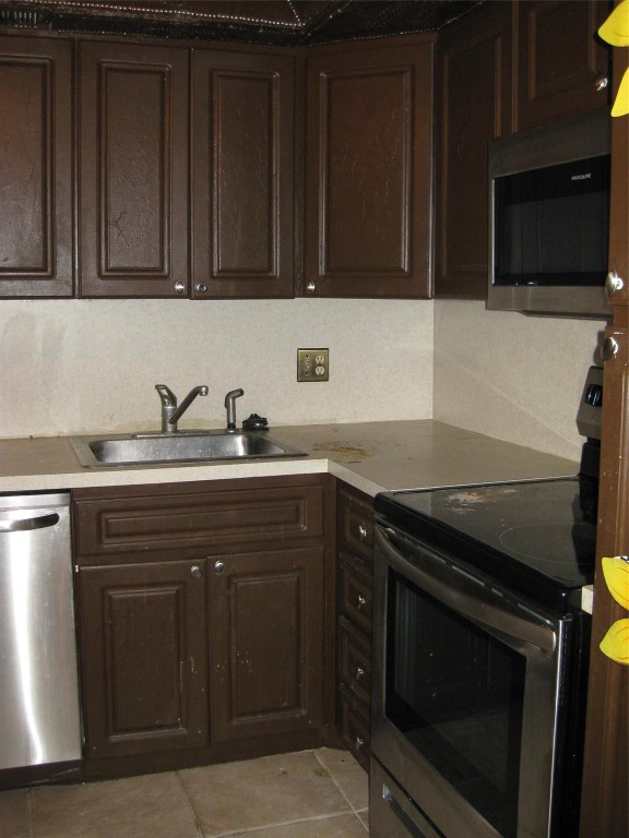 301 N Ocean Blvd 909