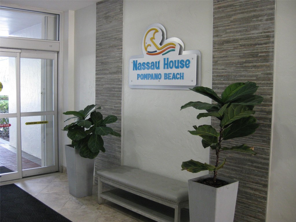 301 N Ocean Blvd 909