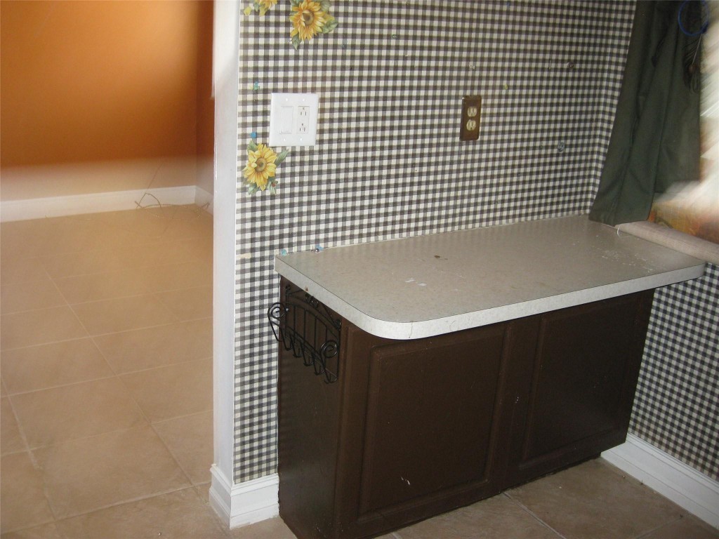 301 N Ocean Blvd 909