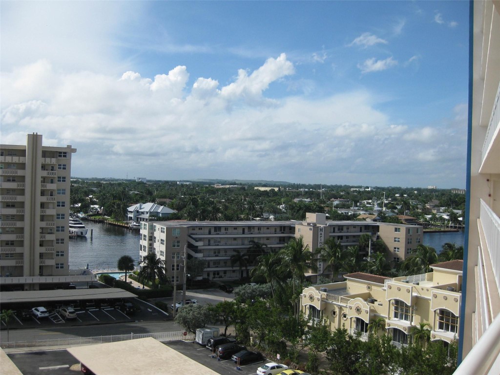 301 N Ocean Blvd 909