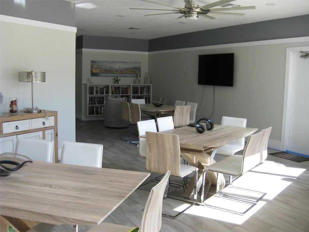 301 N Ocean Blvd 909