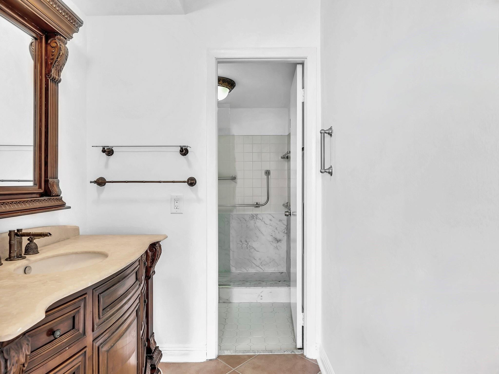 301 N Ocean Blvd 805