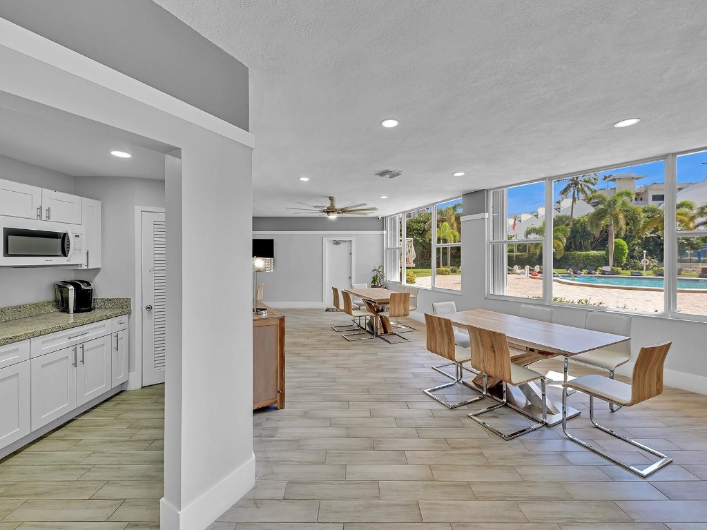 301 N Ocean Blvd 805