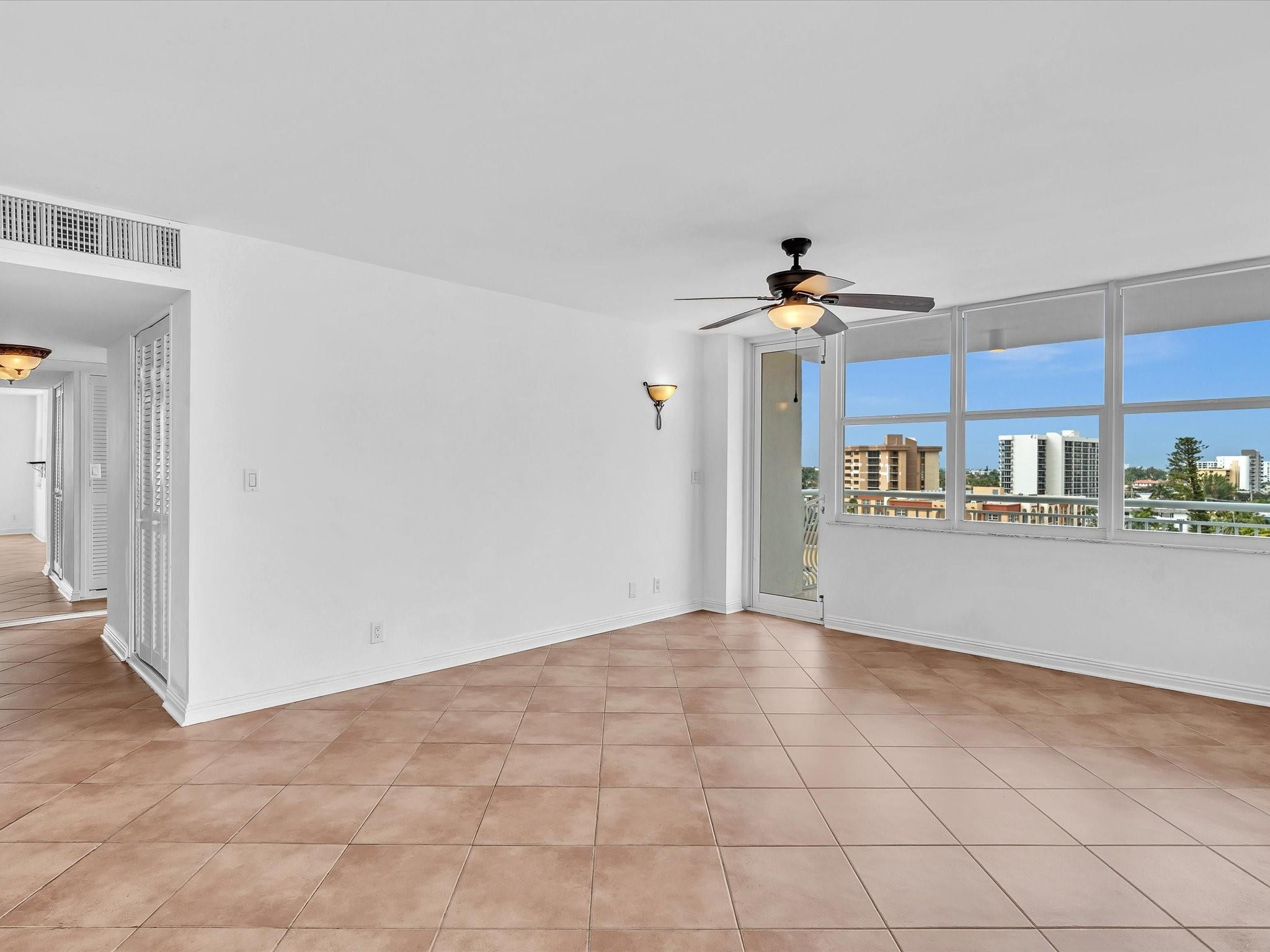 301 N Ocean Blvd 805