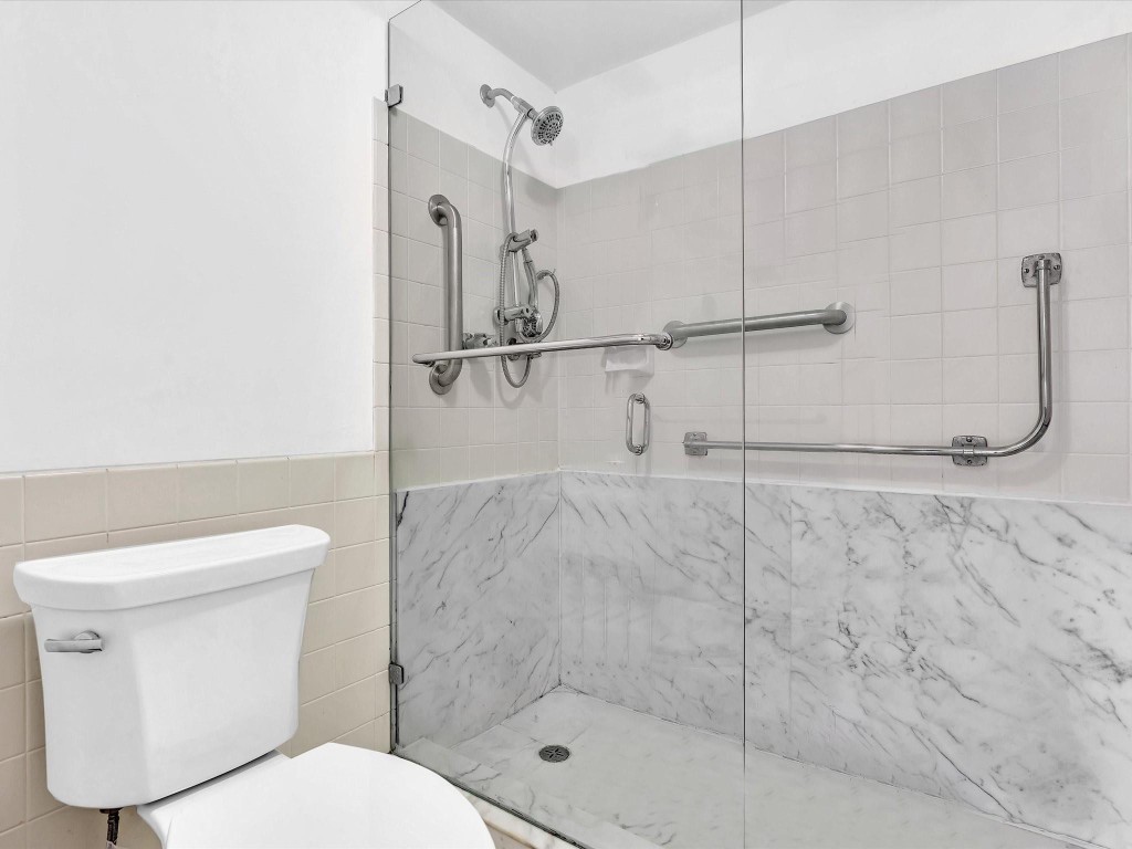 301 N Ocean Blvd 805