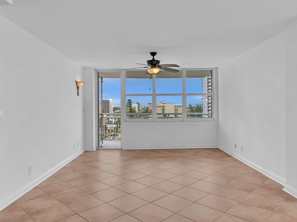 301 N Ocean Blvd 805