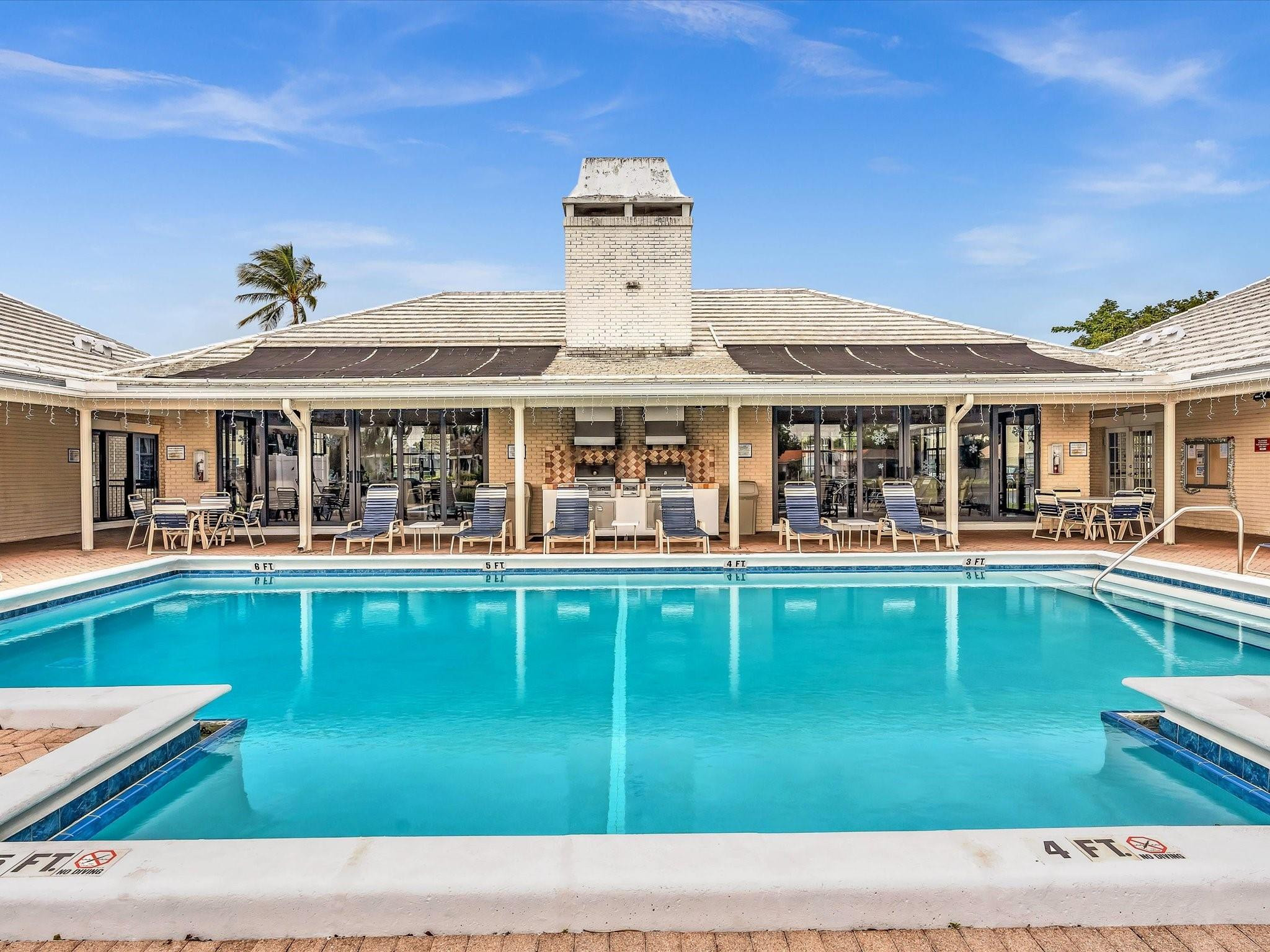 150 Cypress Club Dr 535