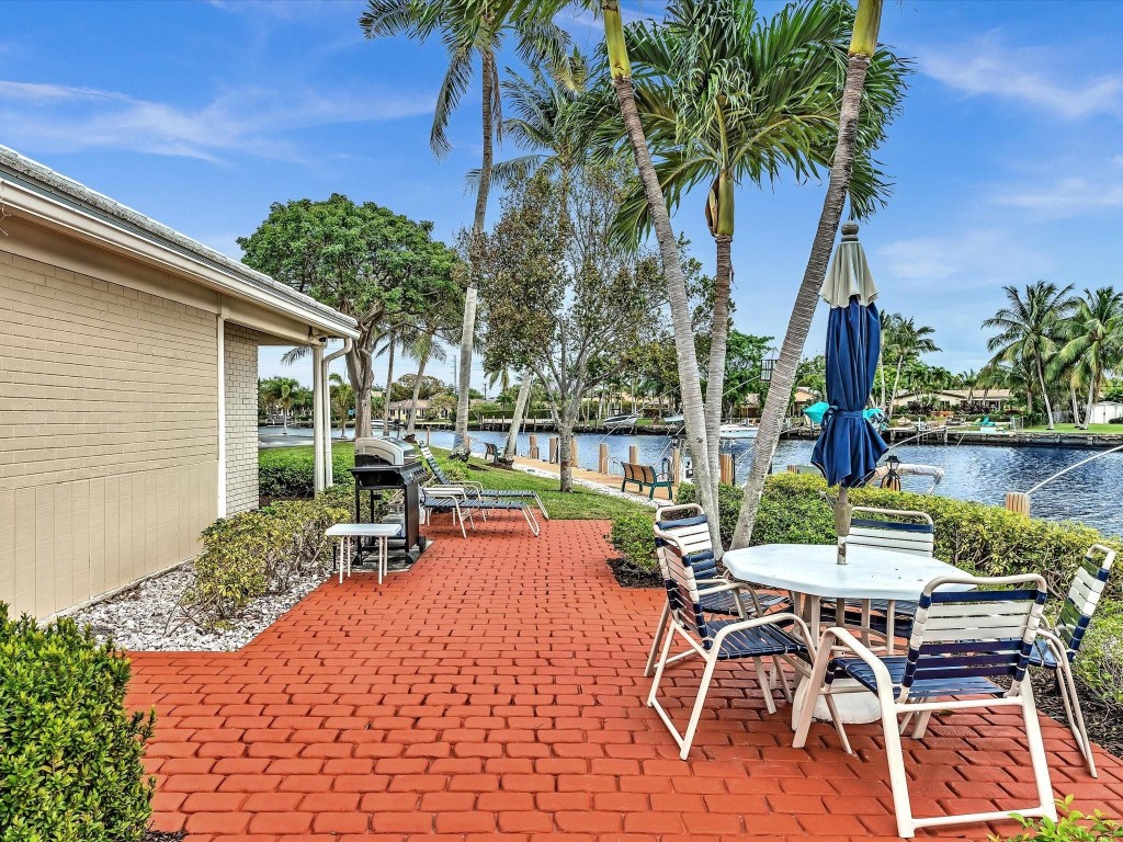 150 Cypress Club Dr 535