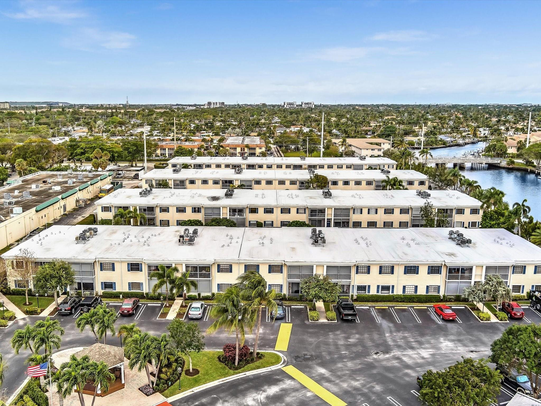 150 Cypress Club Dr 535