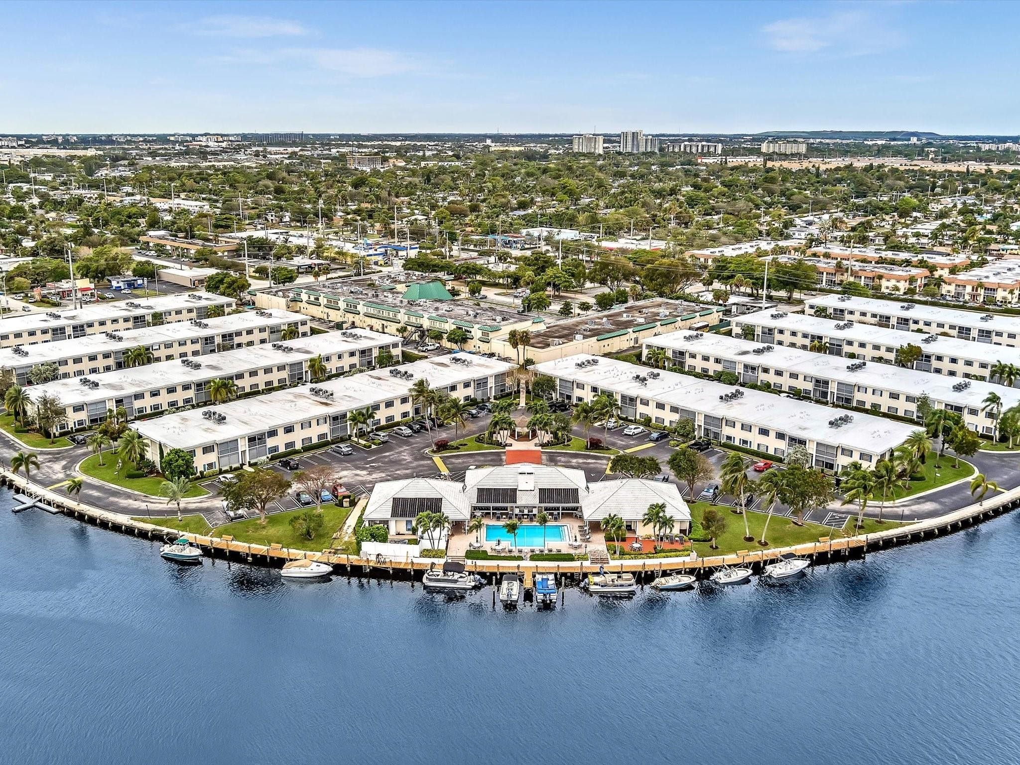 150 Cypress Club Dr 535