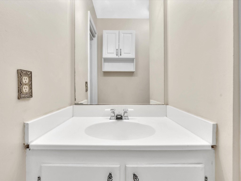 150 Cypress Club Dr 535