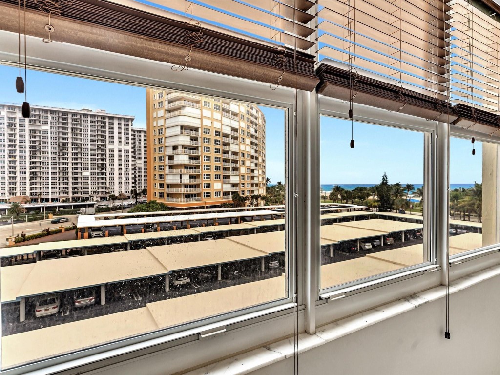 305 N Pompano Beach Blvd 405