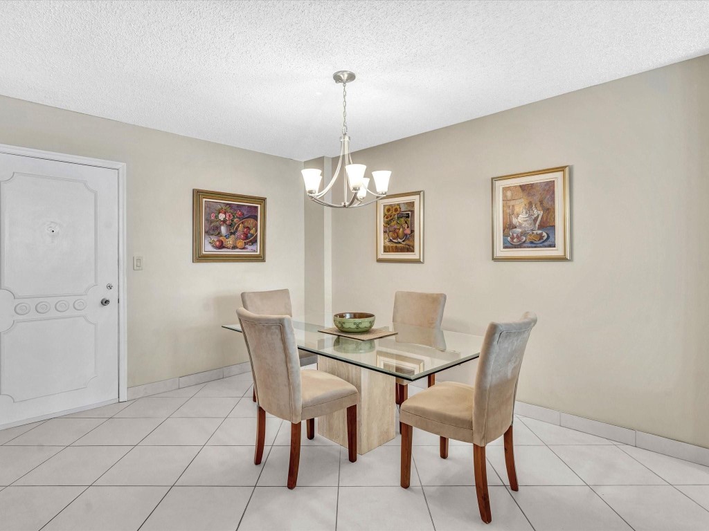 305 N Pompano Beach Blvd 405