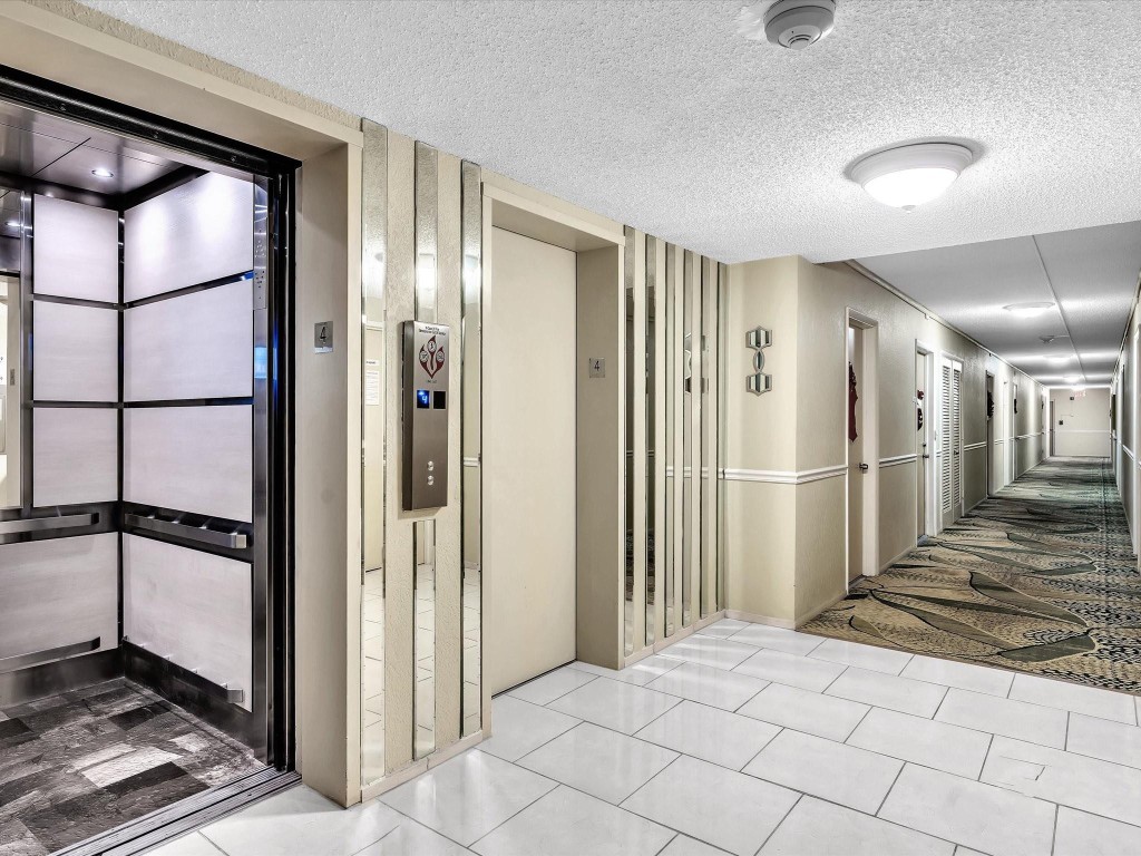 305 N Pompano Beach Blvd 405