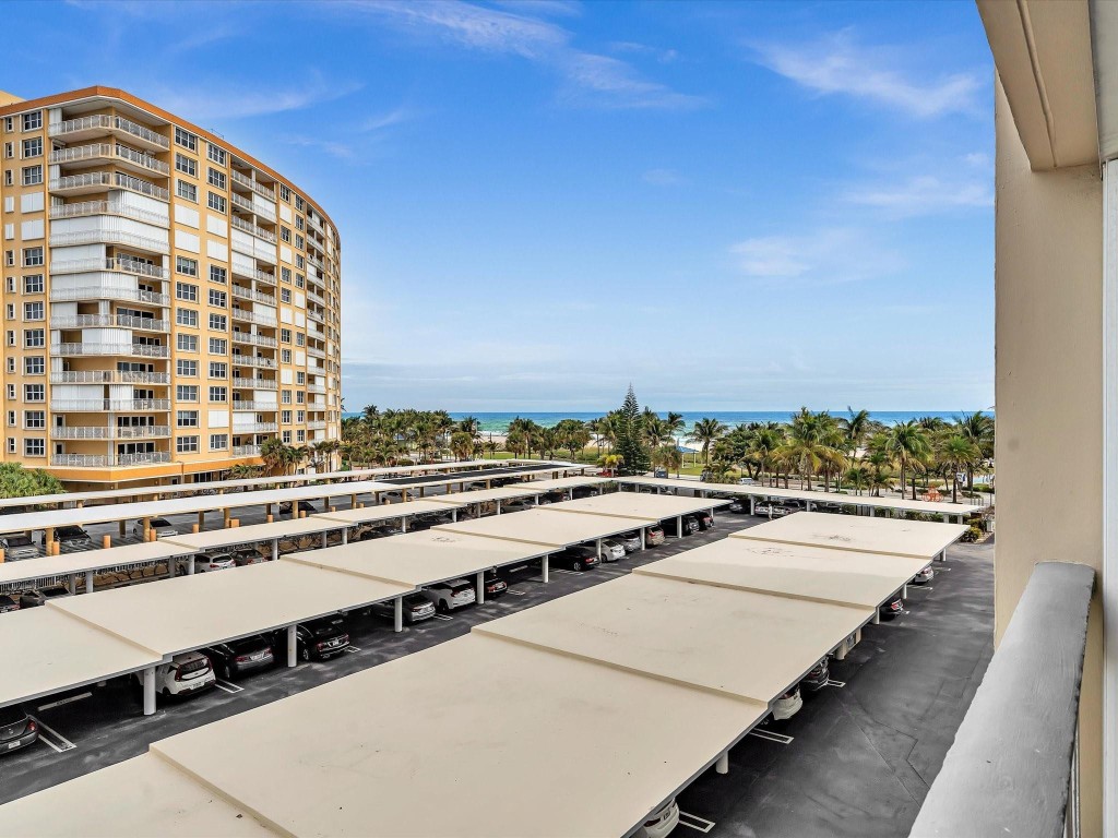 305 N Pompano Beach Blvd 405