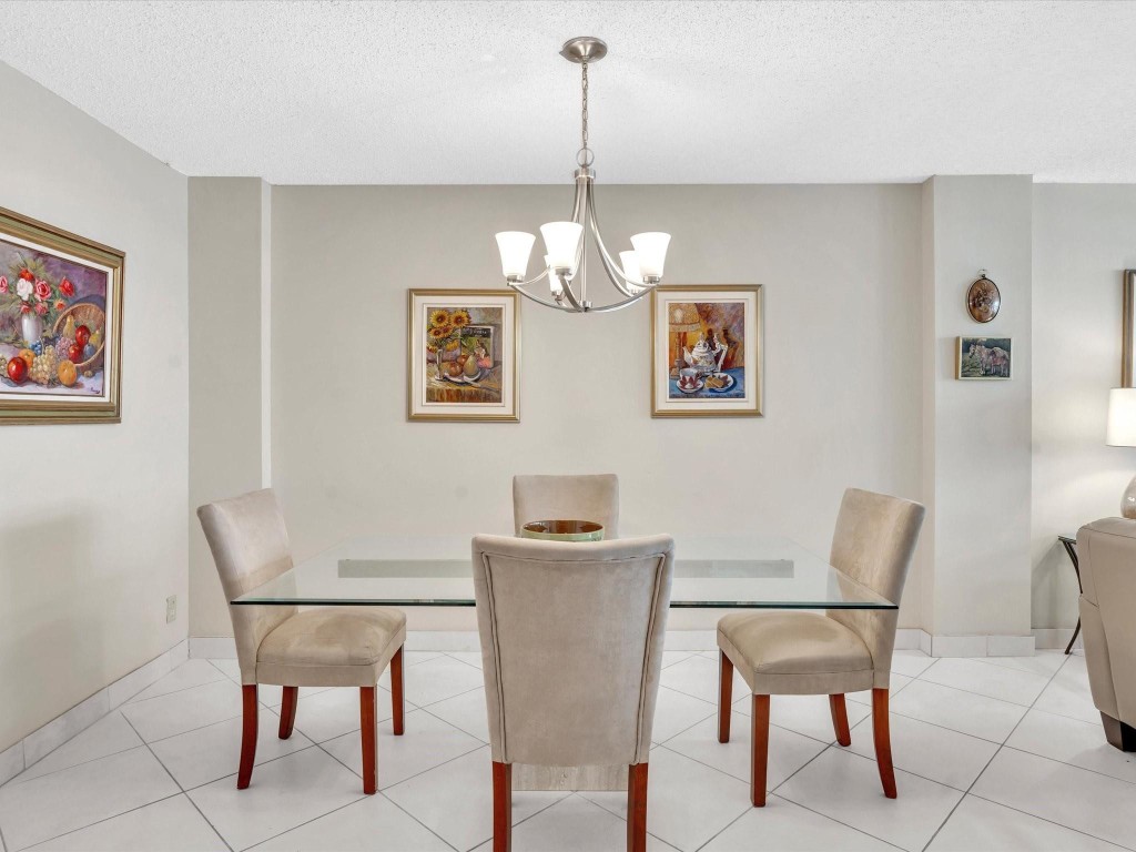 305 N Pompano Beach Blvd 405