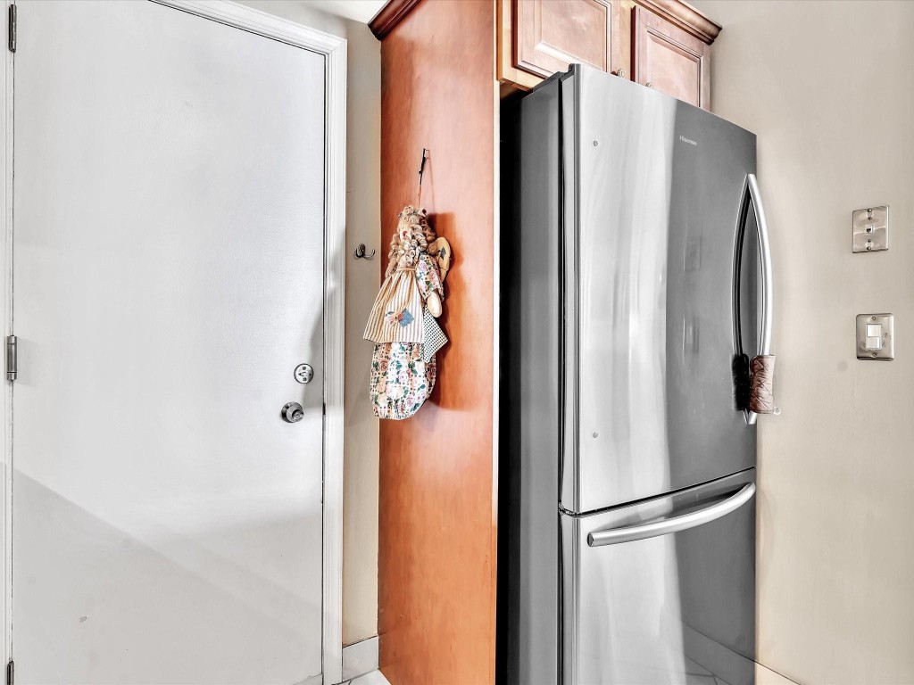 305 N Pompano Beach Blvd 405