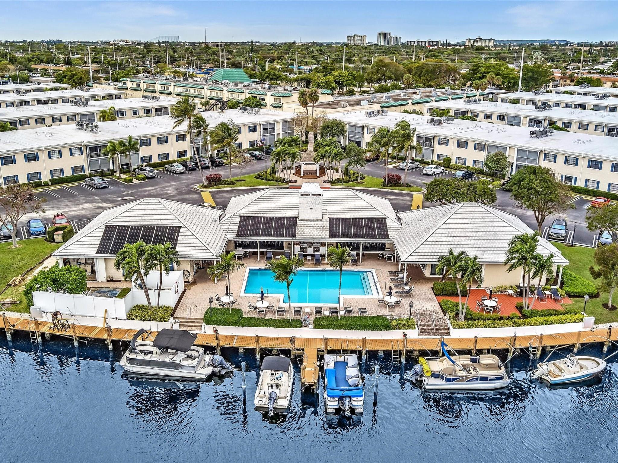 110 Cypress Club Dr 125