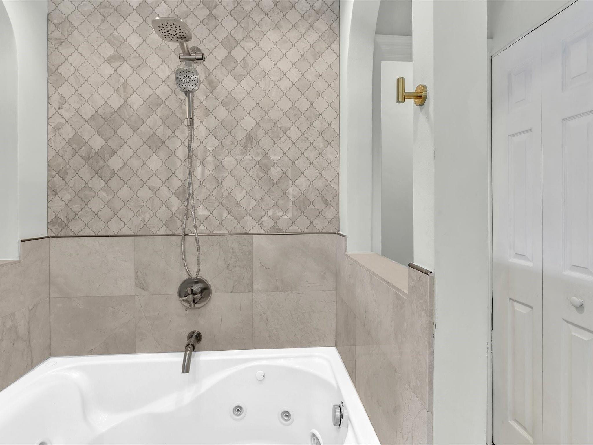 110 Cypress Club Dr 125