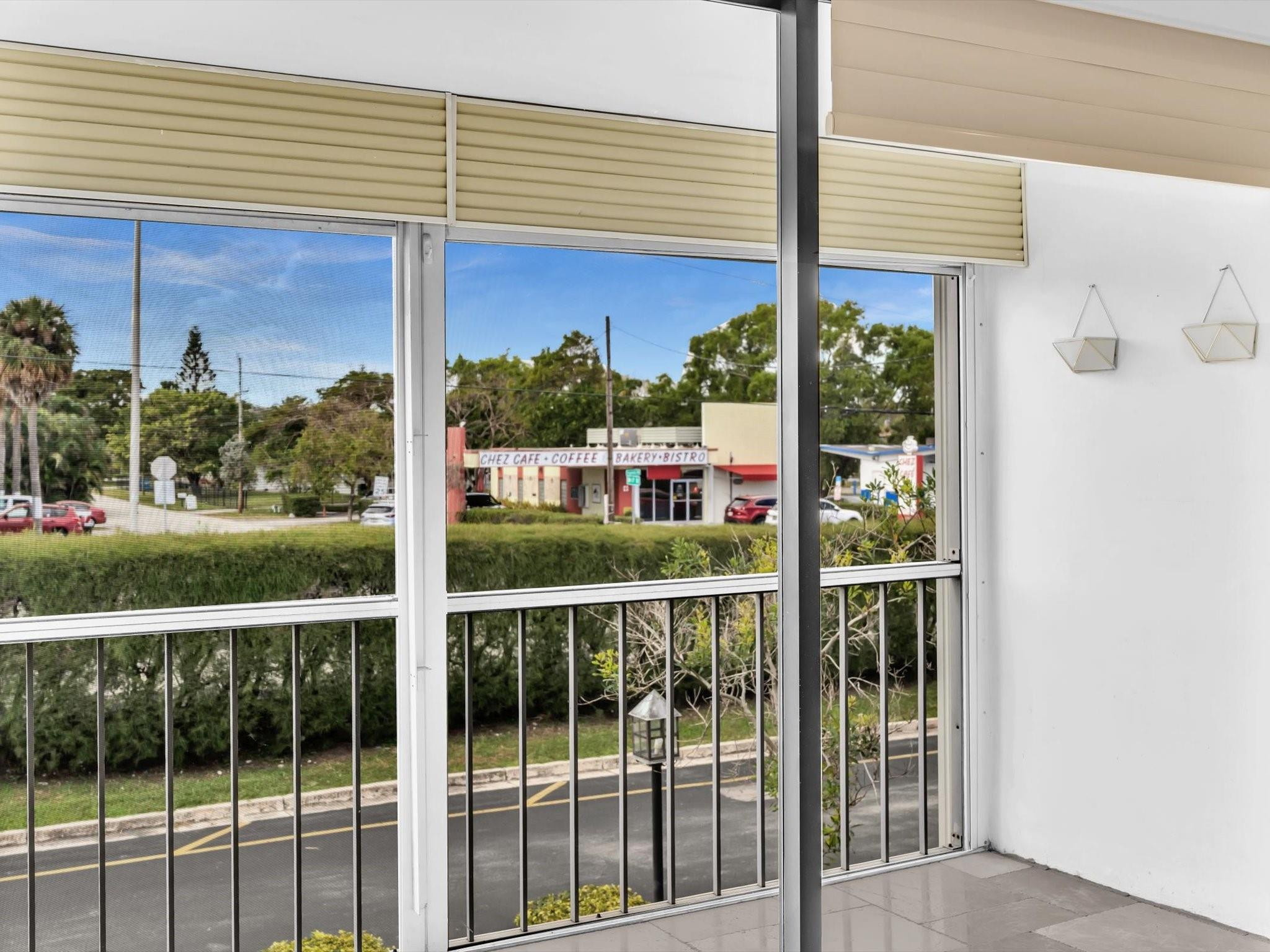 110 Cypress Club Dr 125