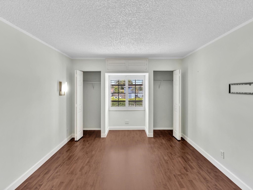 110 Cypress Club Dr 125