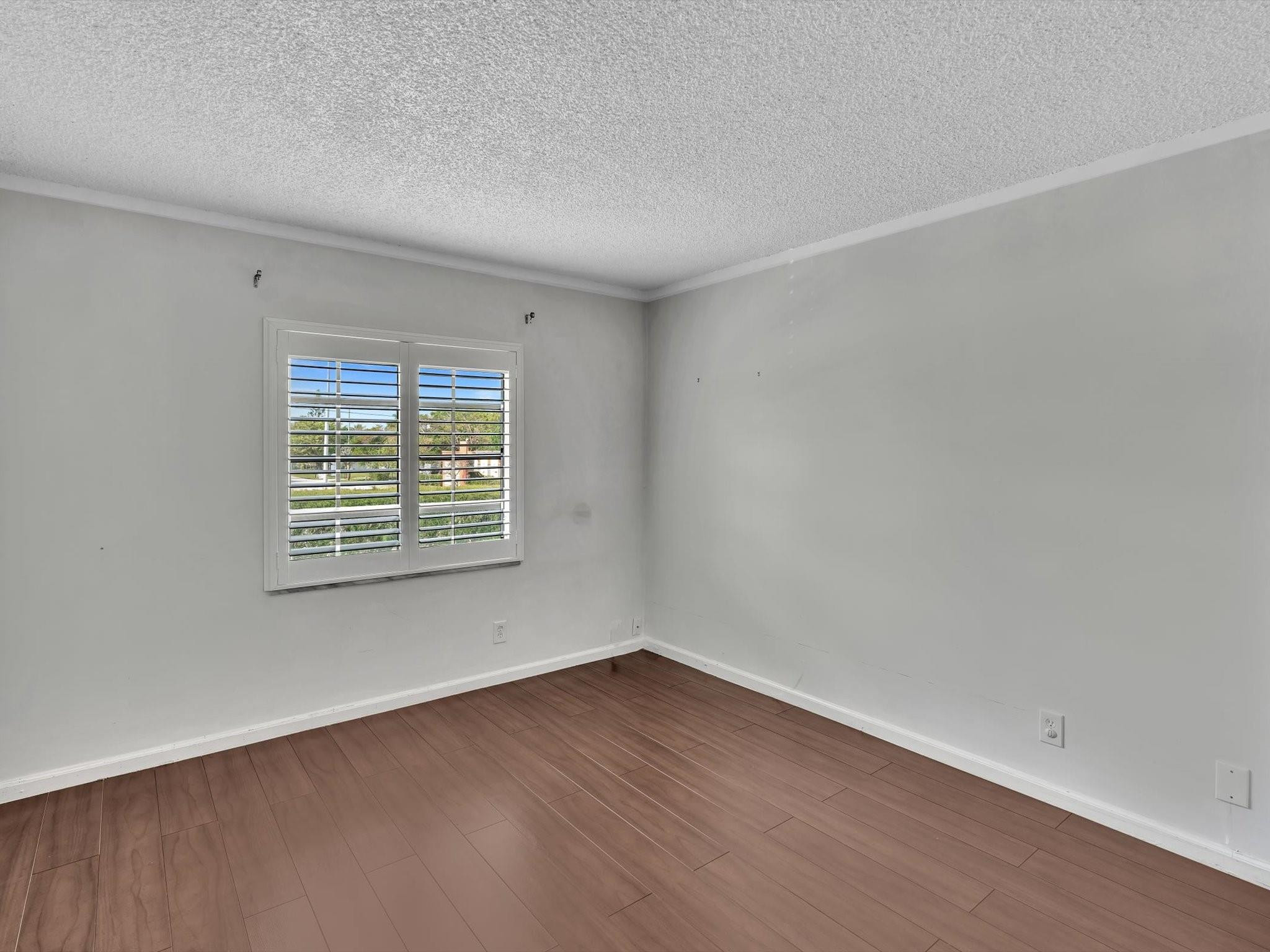 110 Cypress Club Dr 125