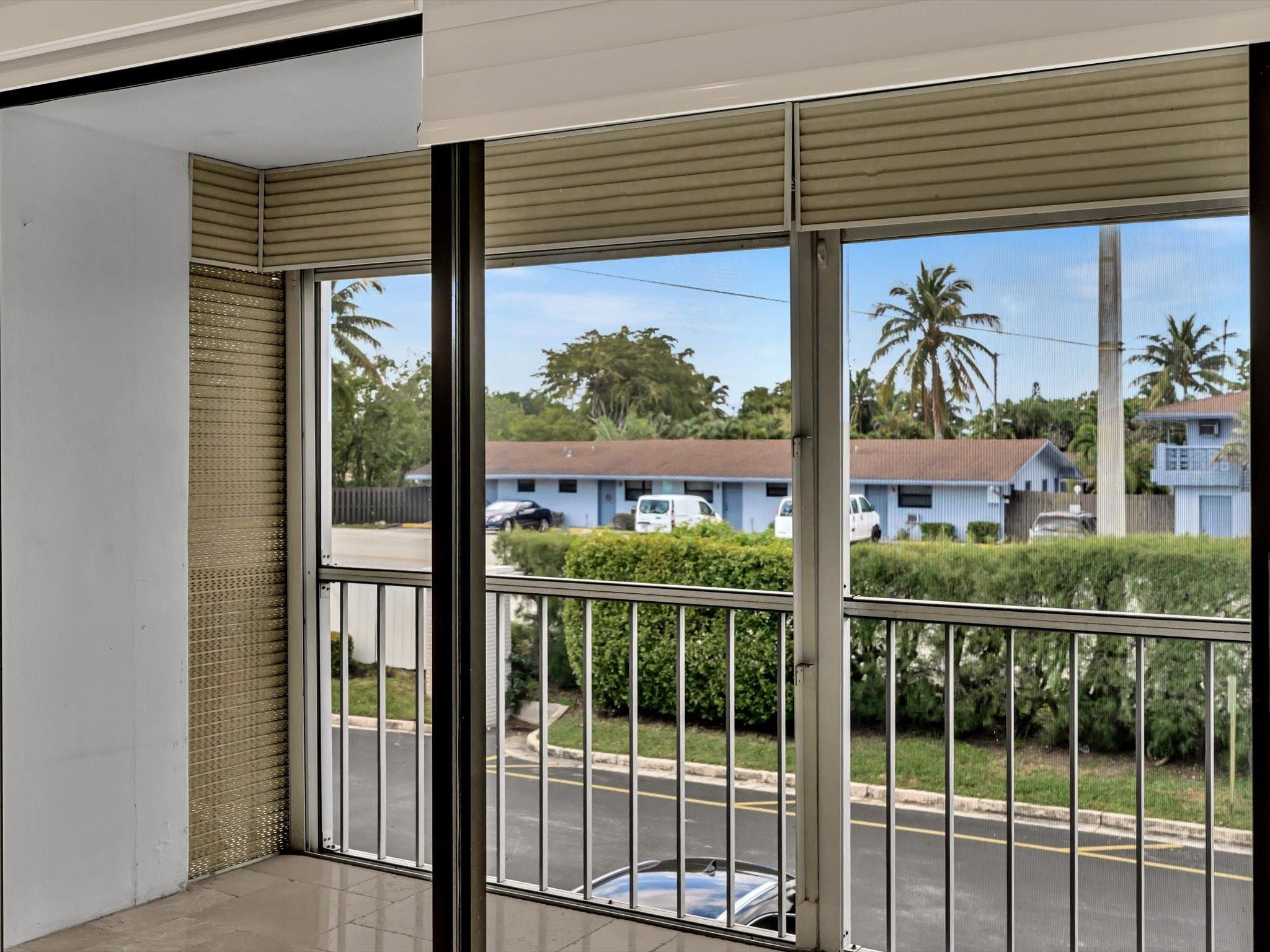 110 Cypress Club Dr 125