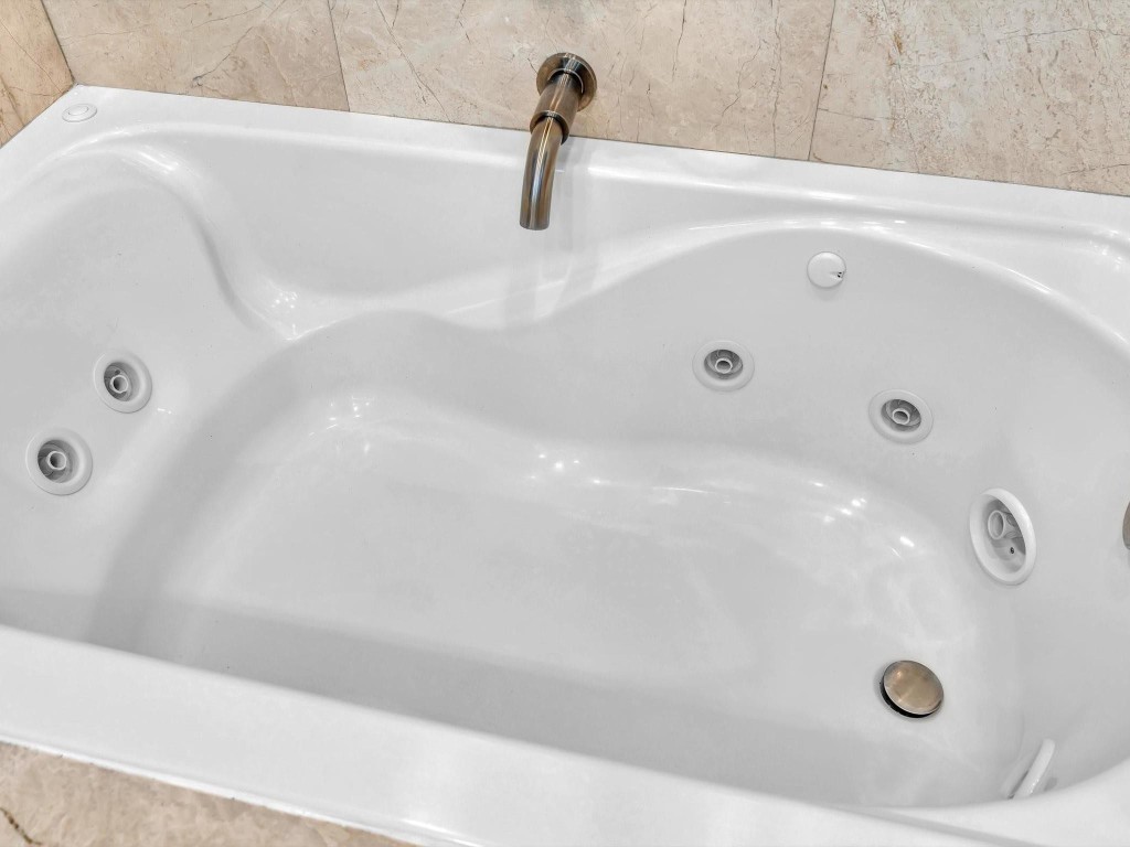 110 Cypress Club Dr 125