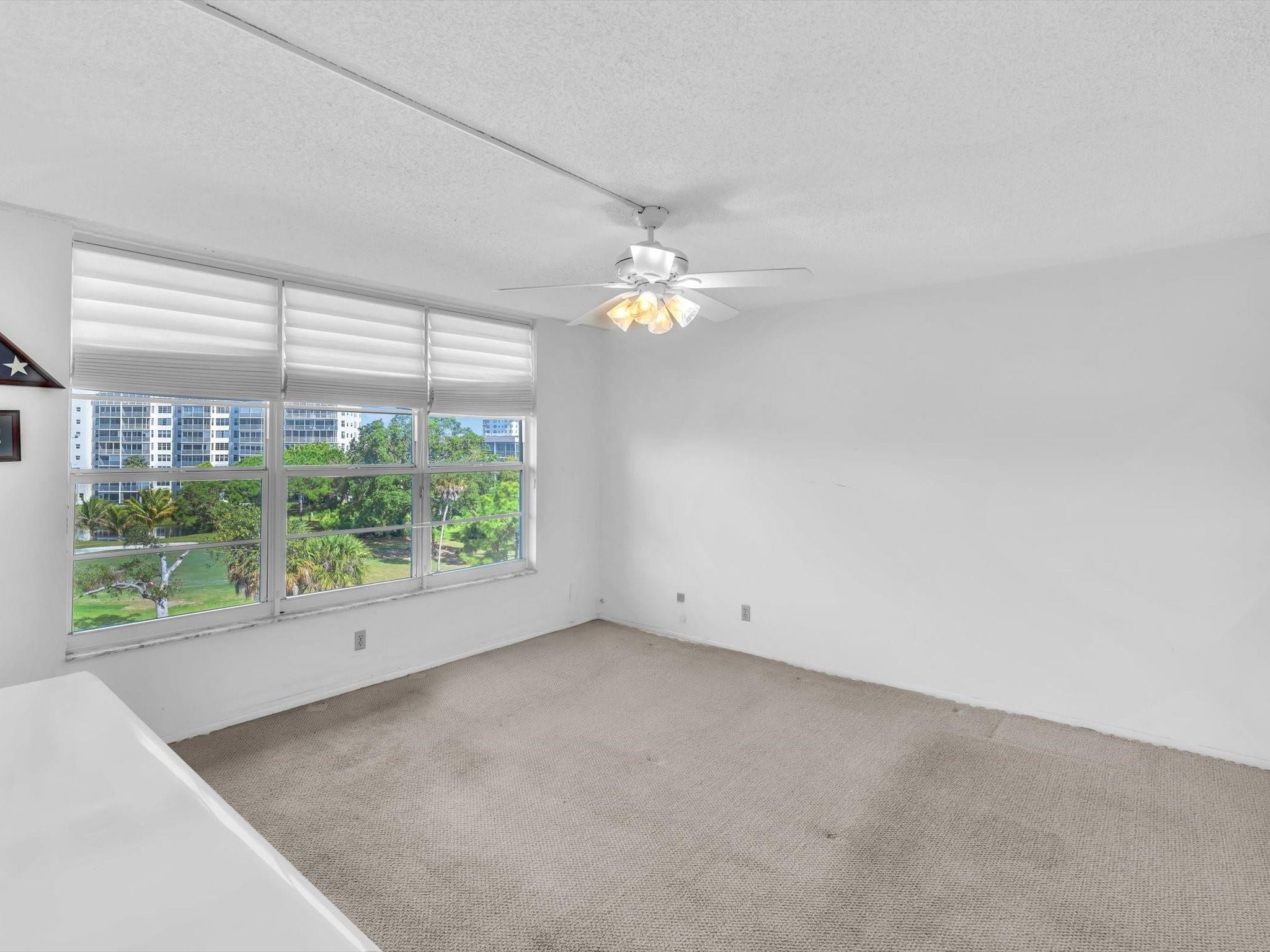 545 Oaks Ln 505