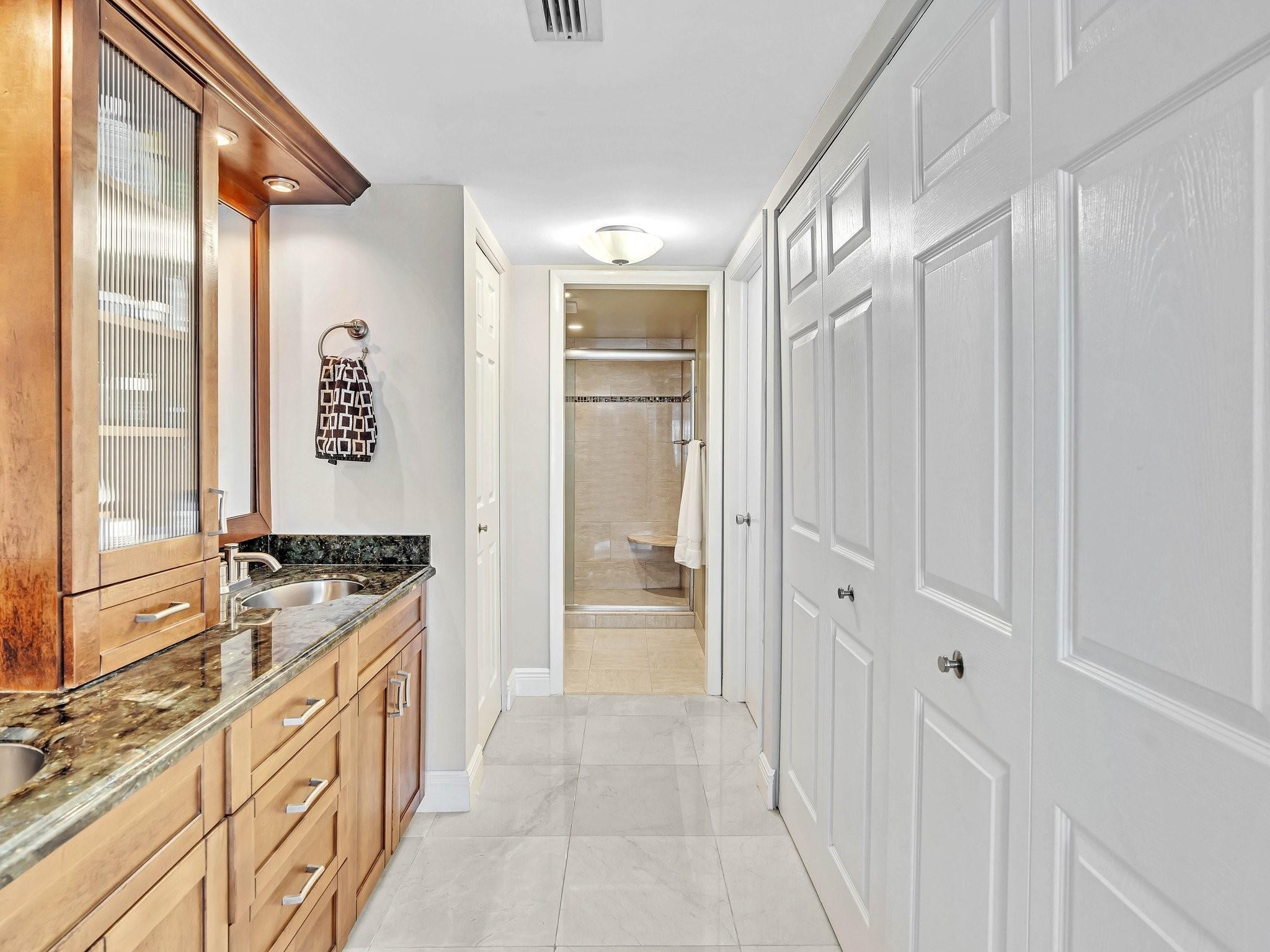 3900 Galt Ocean Dr 602