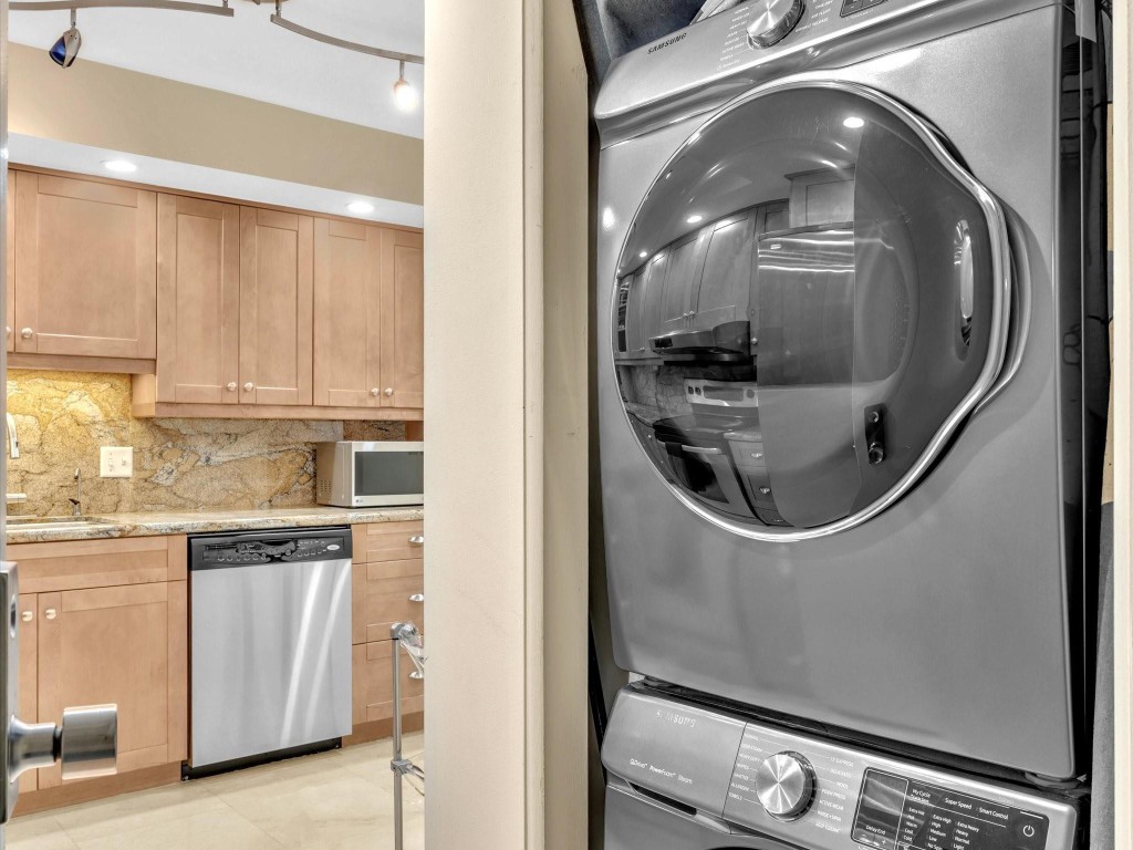 3900 Galt Ocean Dr 602