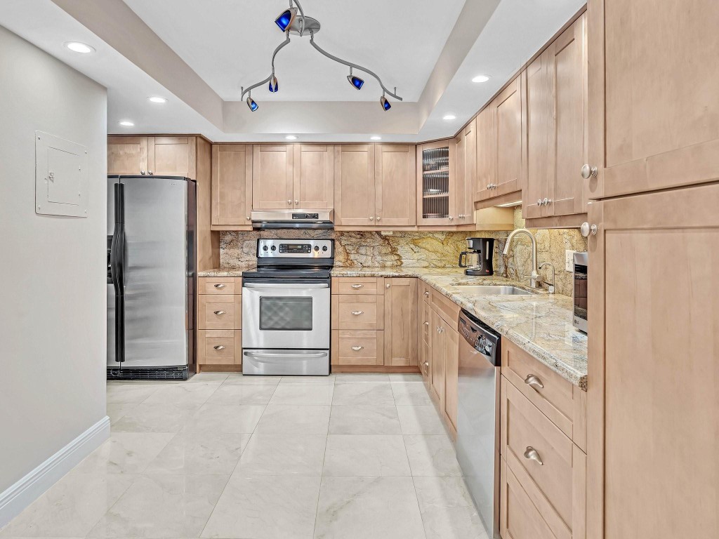 3900 Galt Ocean Dr 602