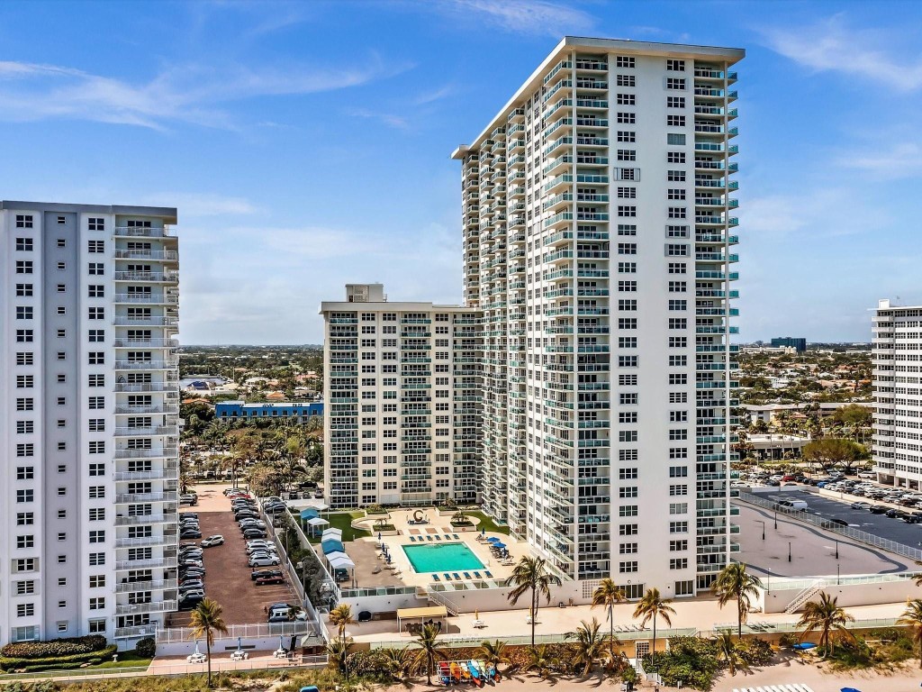 3900 Galt Ocean Dr 602