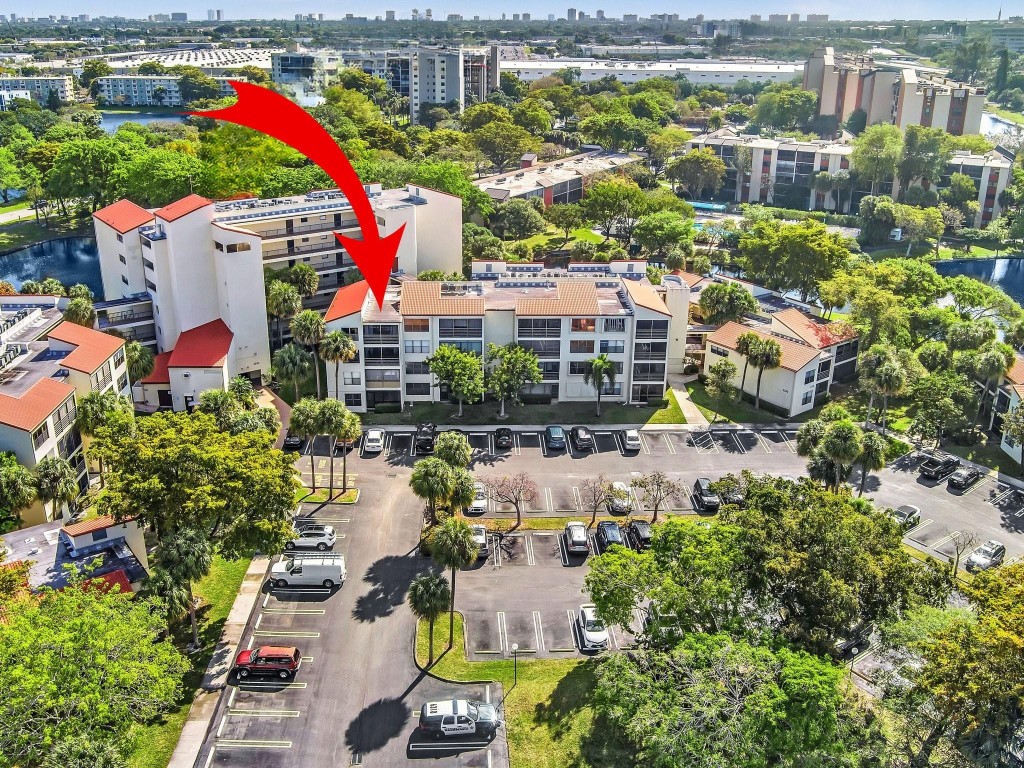 2306 S Cypress Bend Dr 416