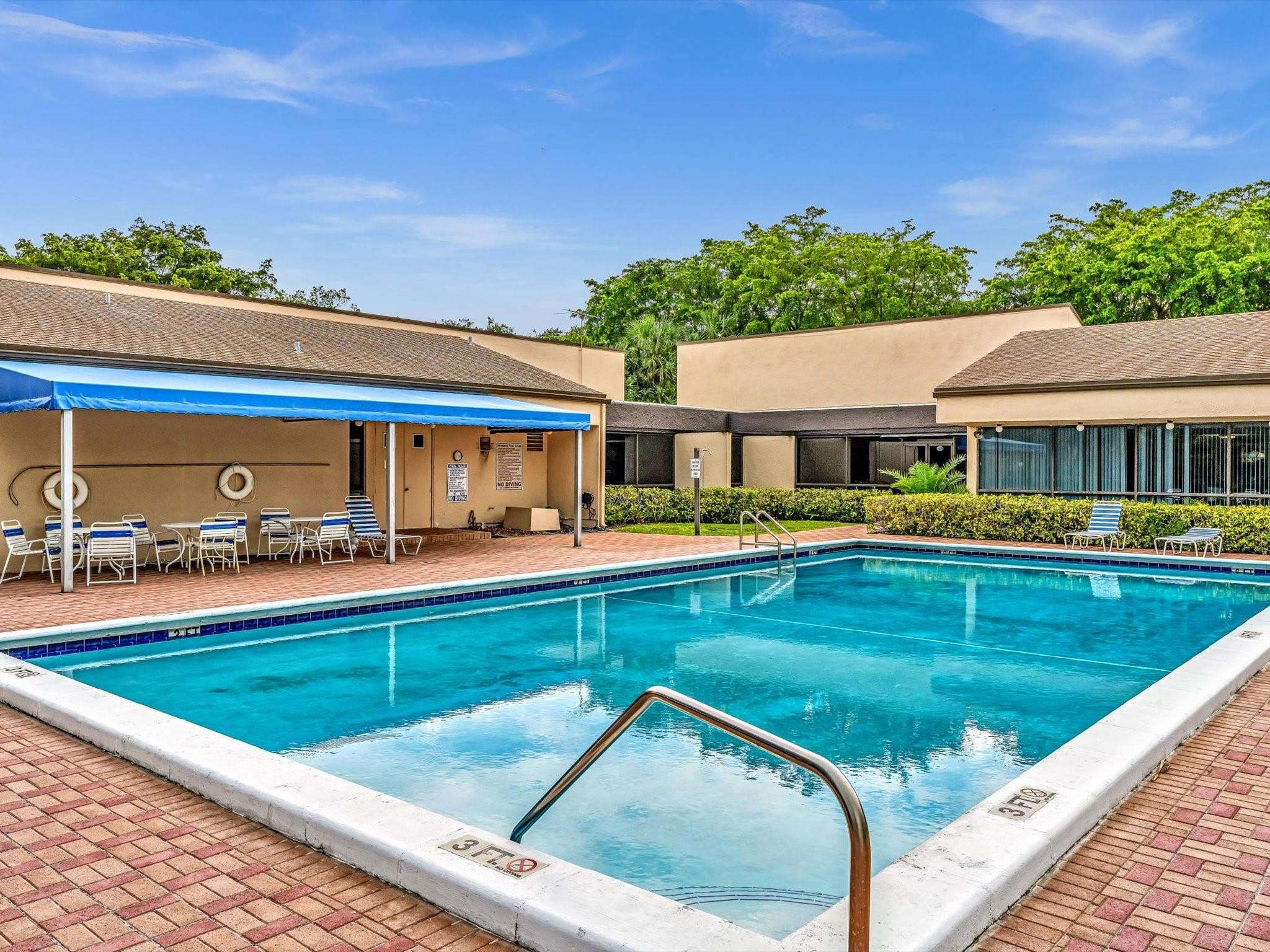 2306 S Cypress Bend Dr 416